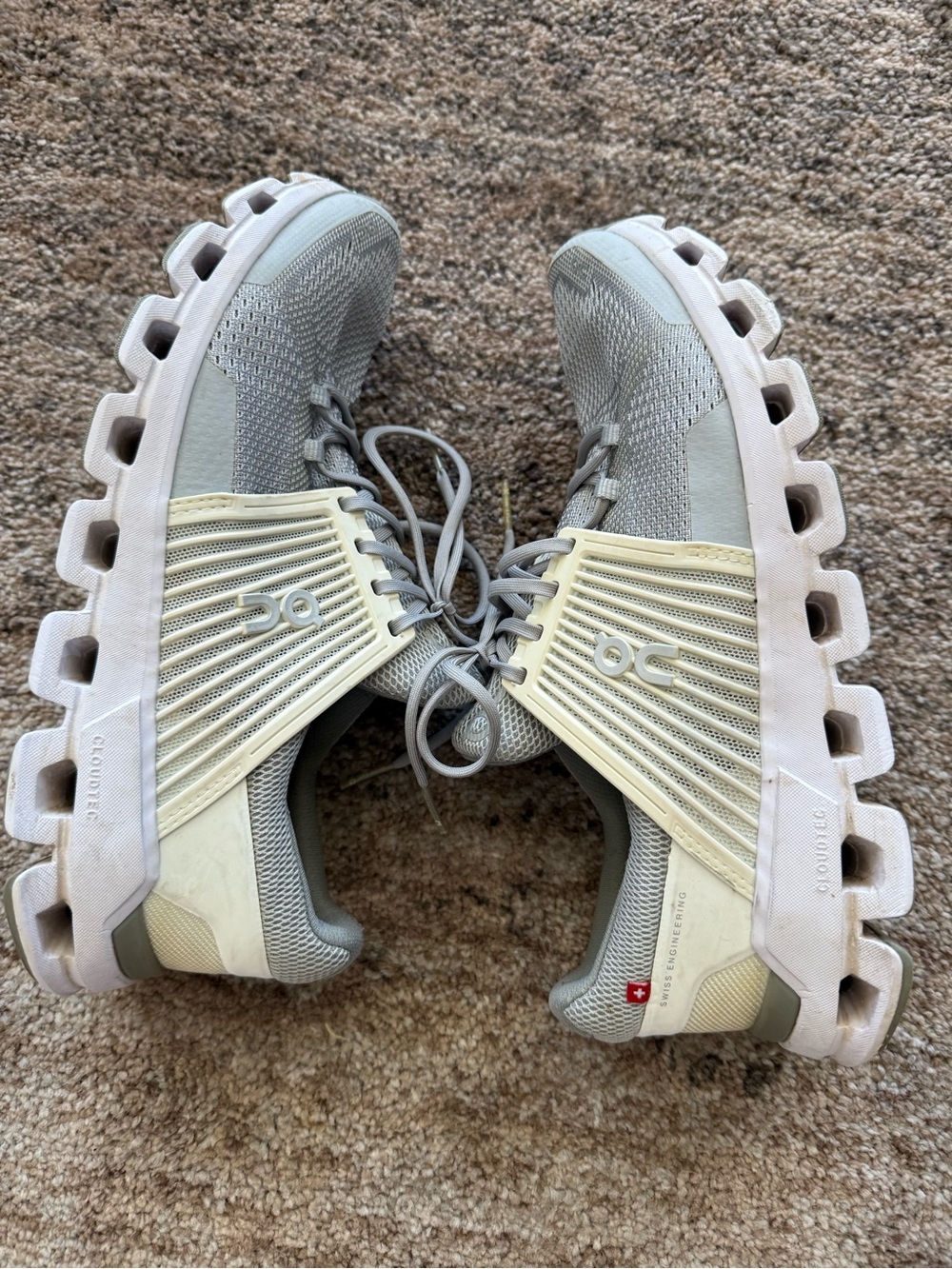 On Cloudrunning Cloudswift Sneakers in Light Grey and Cream